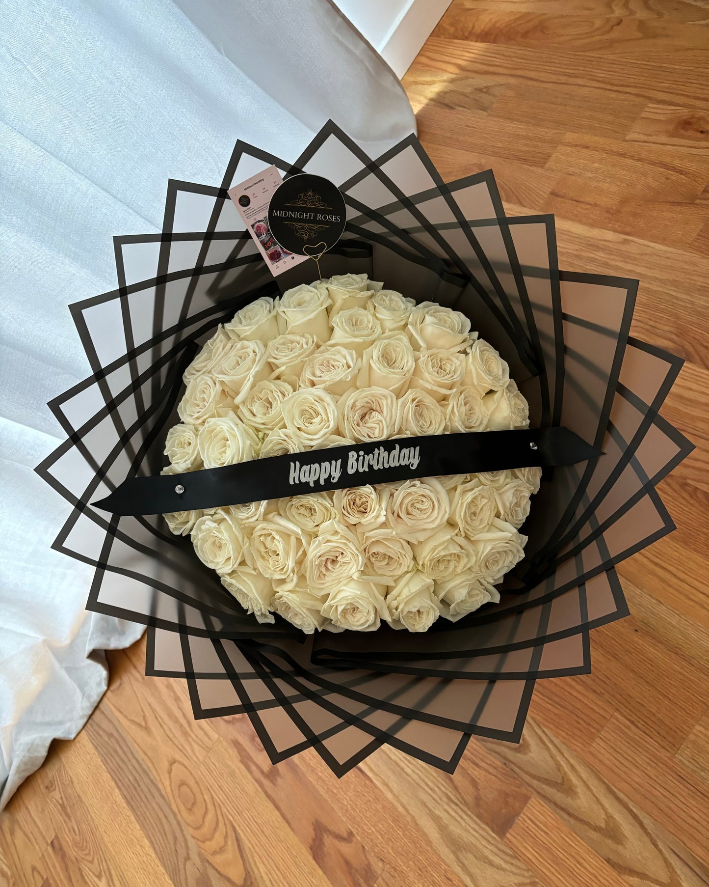 Fresh Rose Bouquet    (1 color)